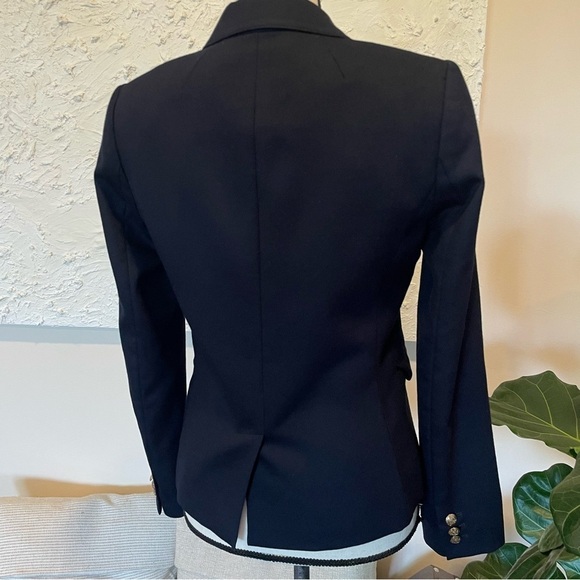J.Crew Women's Schoolboy Blazer Navy Blue Wool Gold Buttons size 2 - Picture 5 of 9